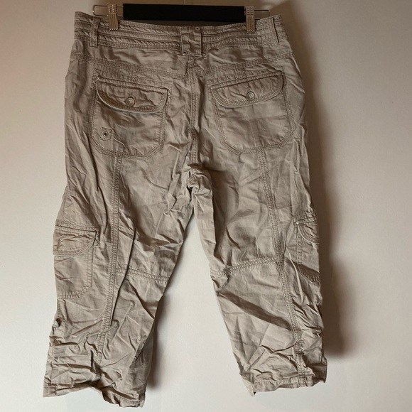 Point Zero Capris - Picture 2 of 8